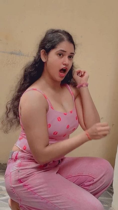 Beautiful girl dp (54)