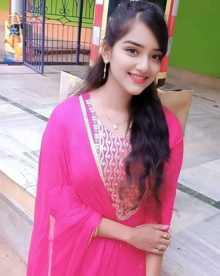 Beautiful girl dp for instagram (14)