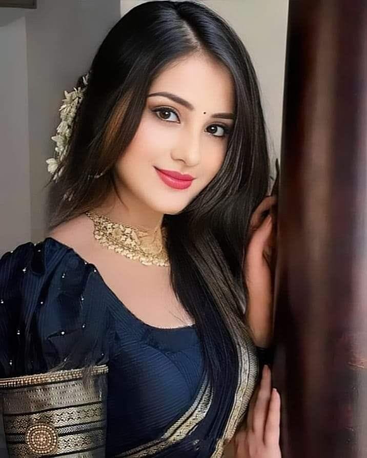 Beautiful girl dp for instagram (17)