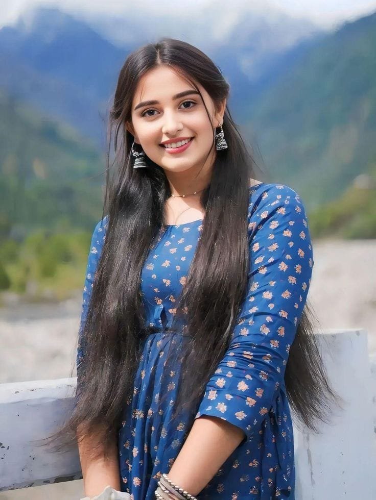 Beautiful girl dp for instagram (24)