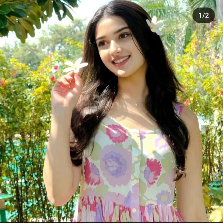 Beautiful girl dp
