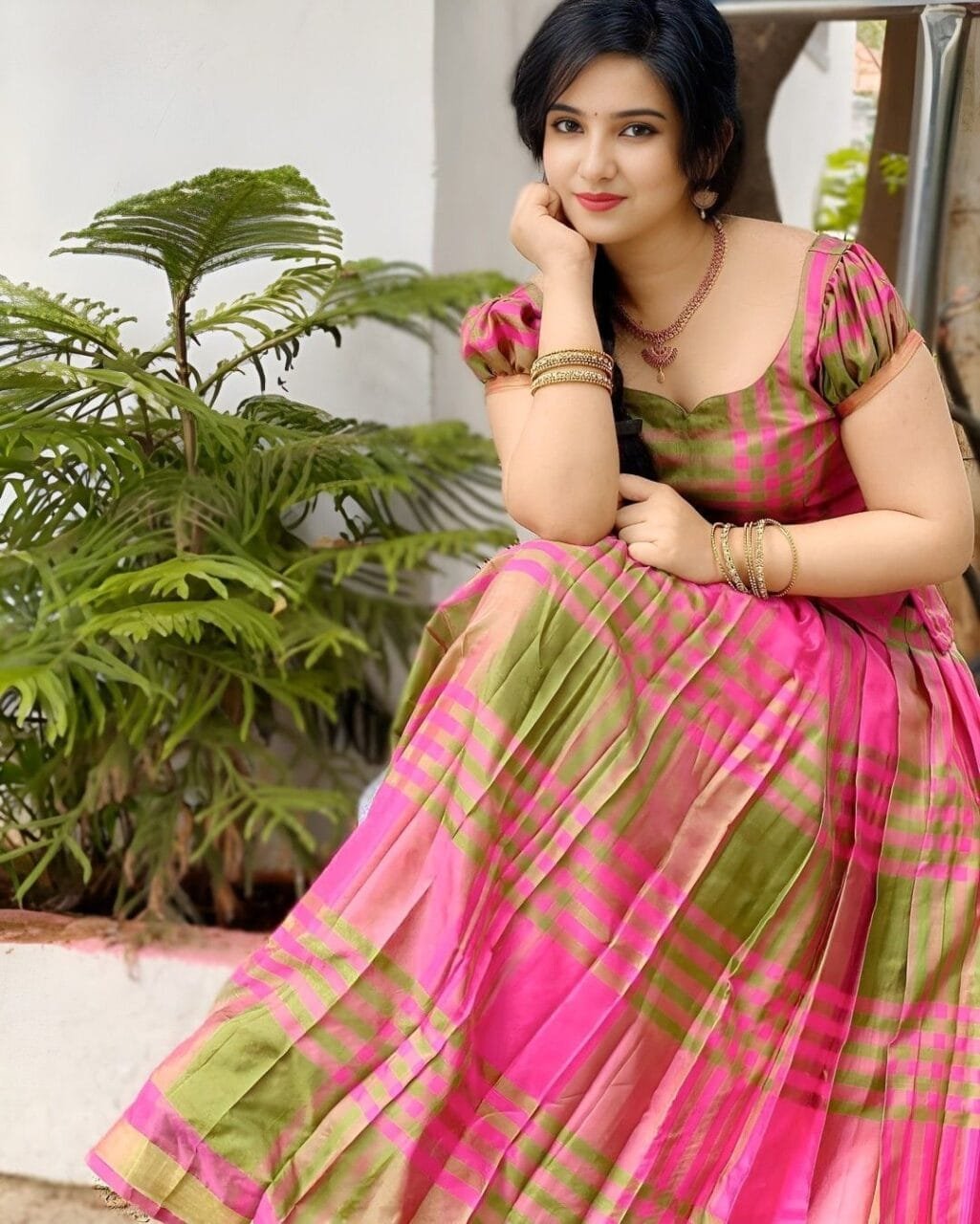 Beautiful girl photo