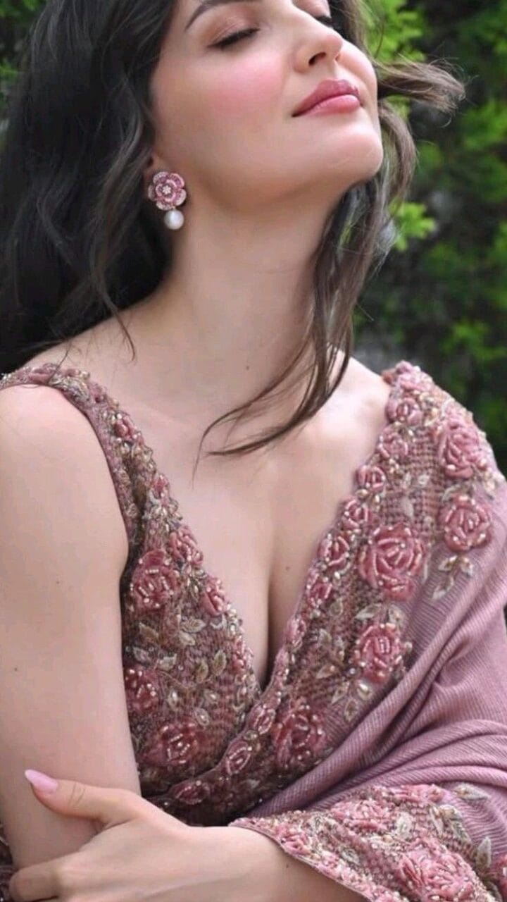 Beautiful girl photo
