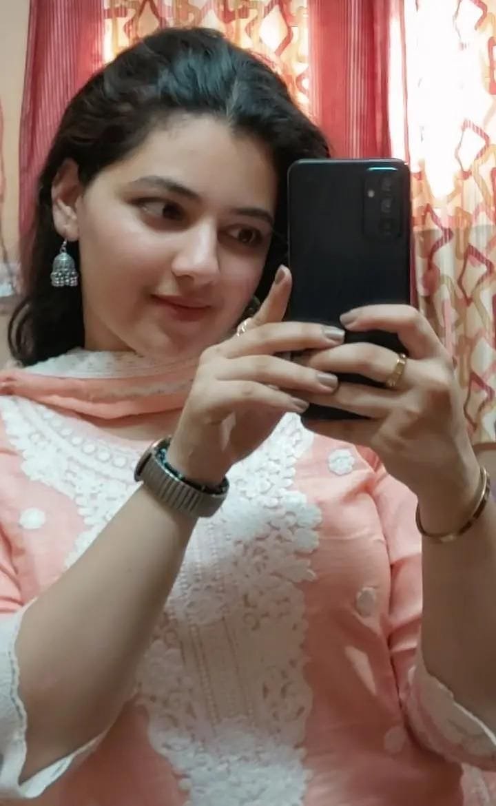 Beautiful girl photo