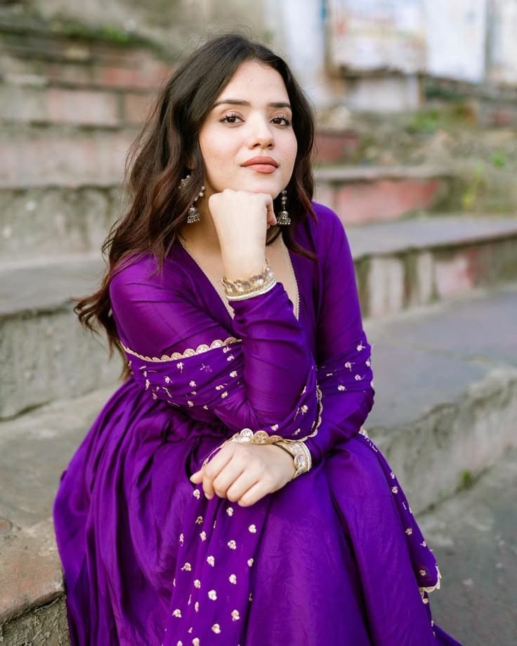 Beautiful girl photo (6)