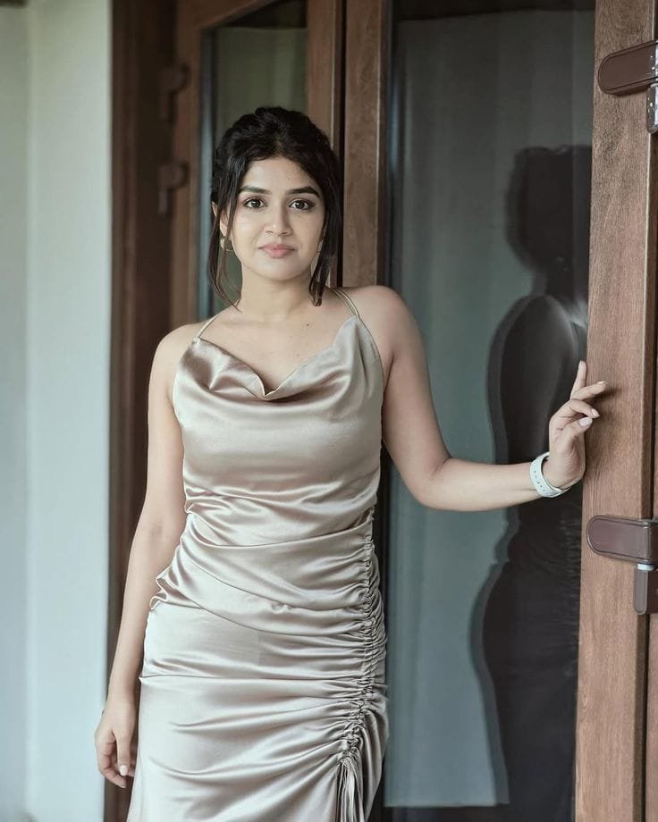 Beautiful girl photo (6)