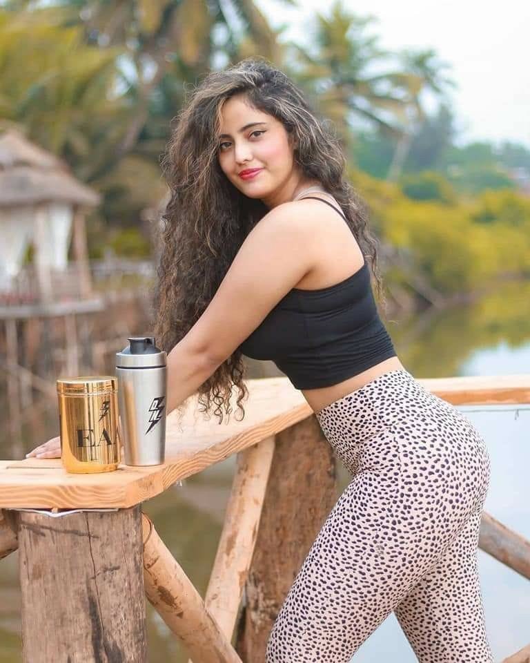 Beautiful girl photo