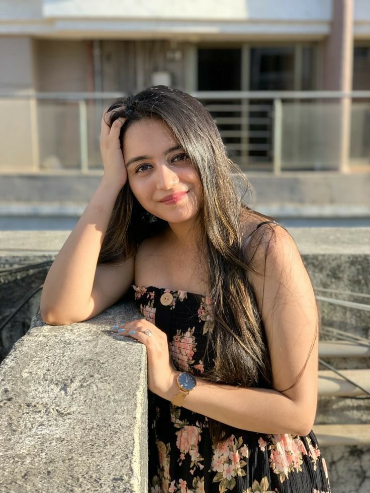 Beautiful girls dp (20)