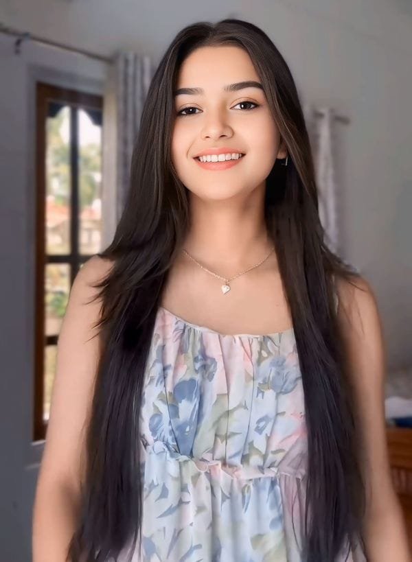 Beautiful girls dp (21)