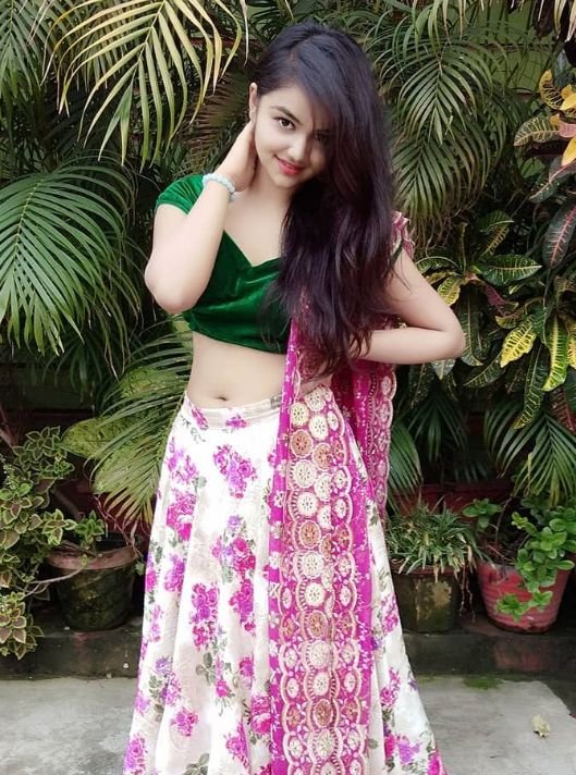 Beautiful girls dp for whatsapp (4)