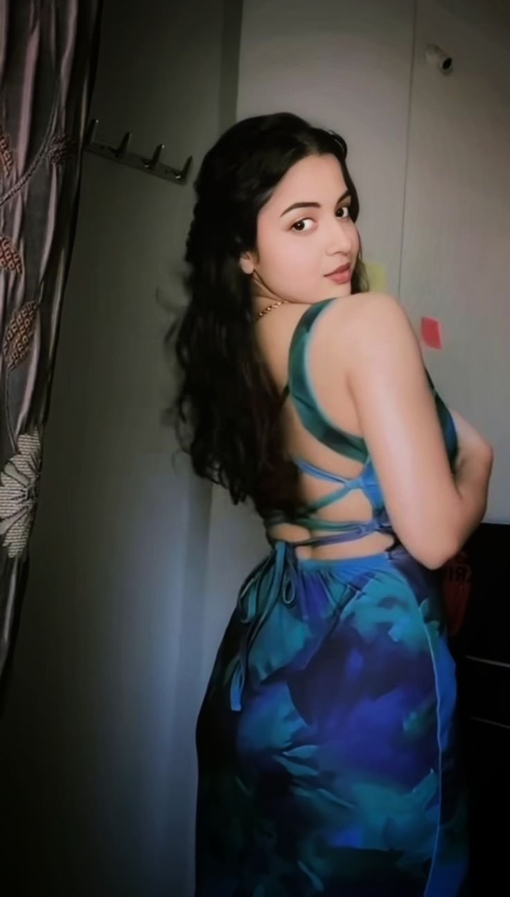 Beautiful girls dp for whatsapp (6)