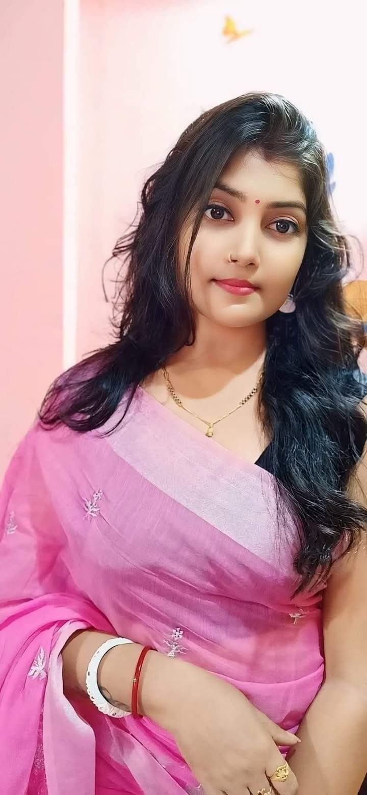 Beautiful girls dp for whatsapp (9)