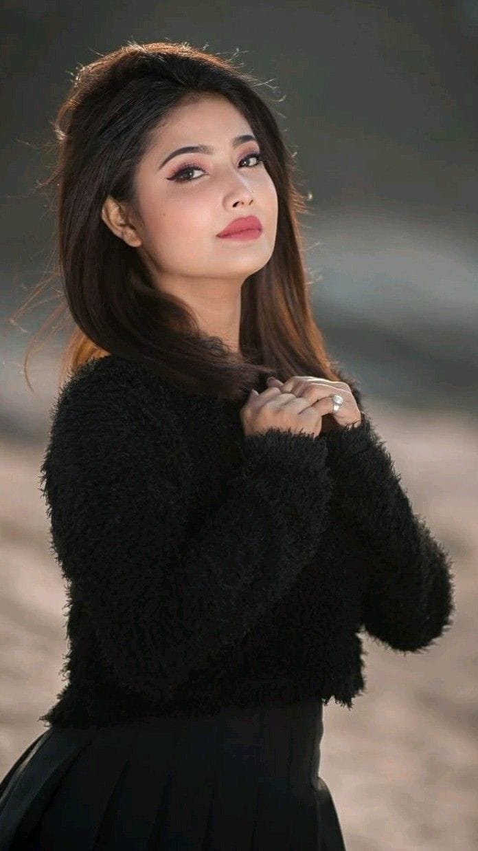 Beautiful girls dp for whatsapp hd