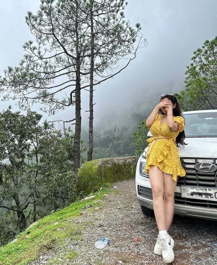 Beautiful hidden face girls dp