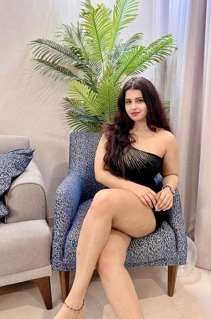 Beautiful ladies (5)