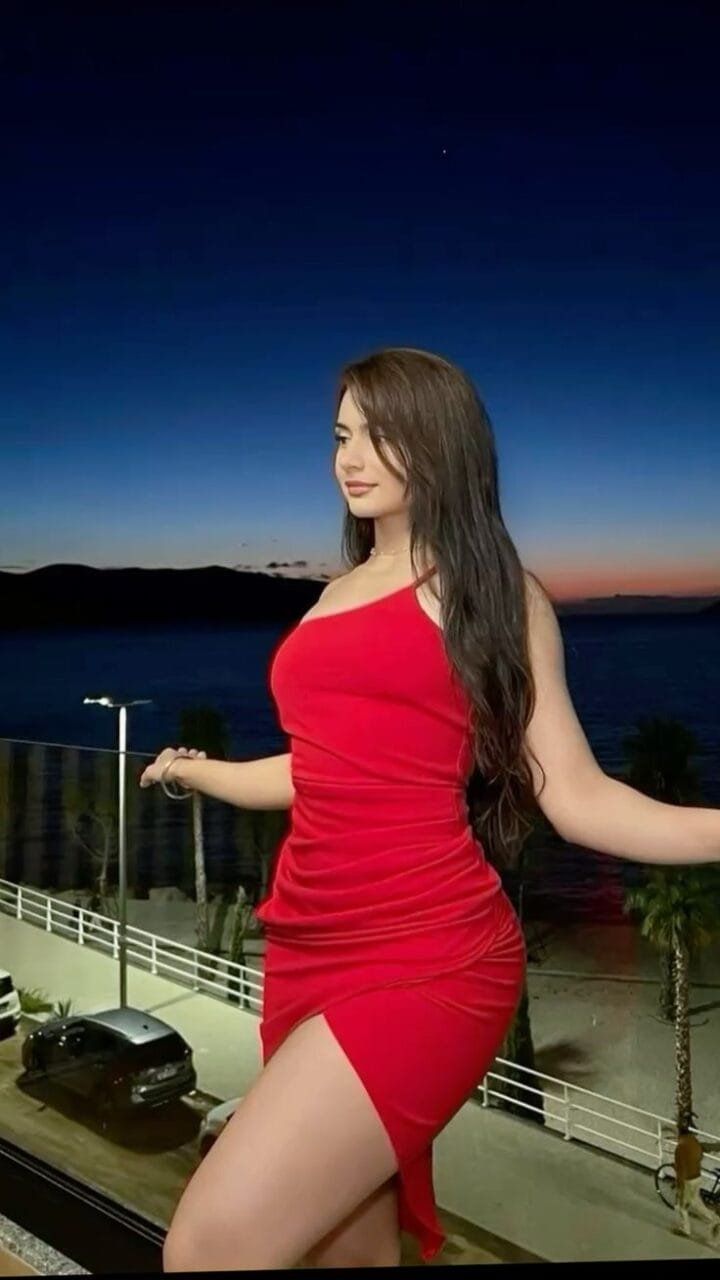 Beautiful whatsapp dp for girls simple attitude