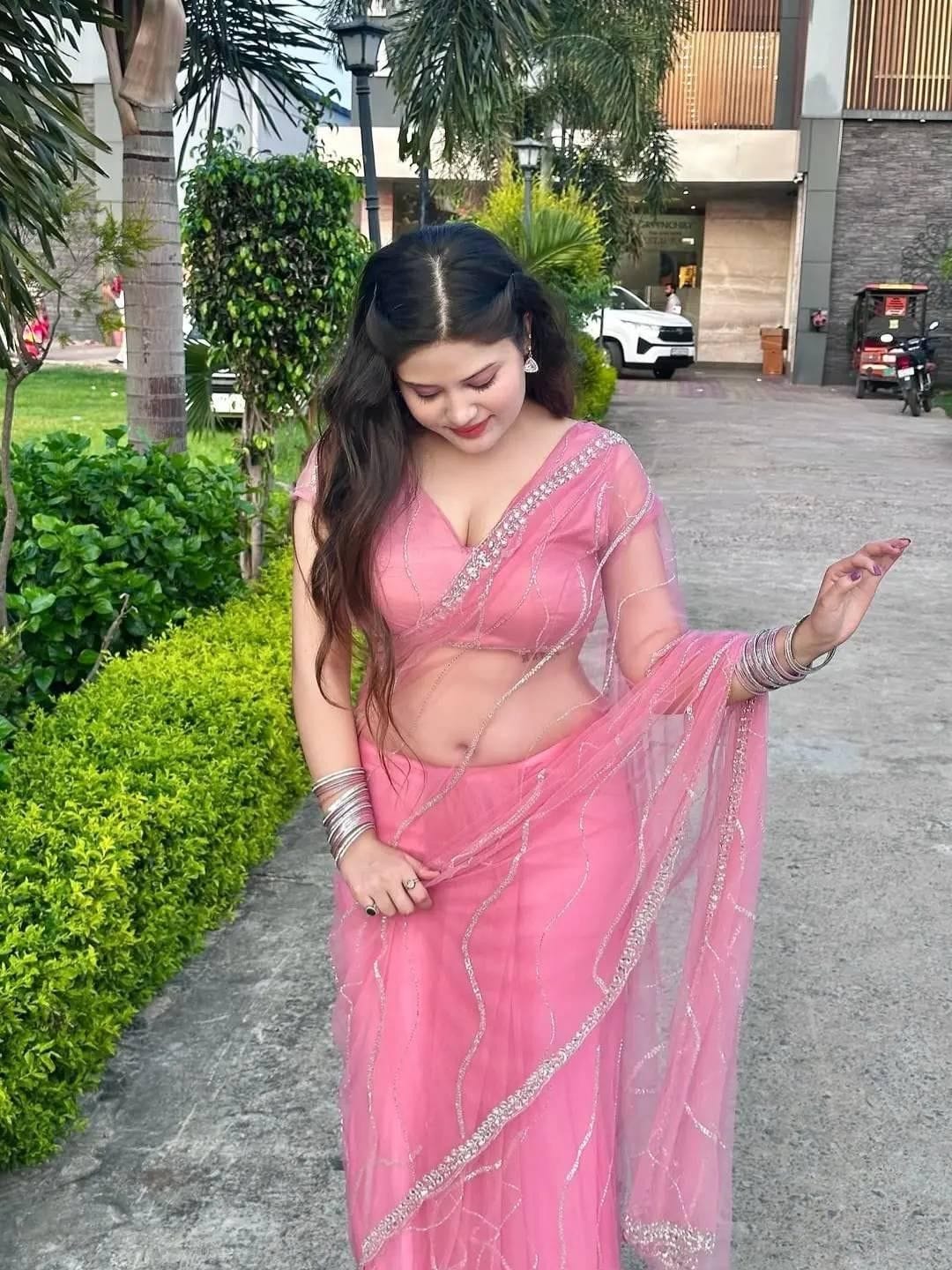 Best instagram dp for girls (16)