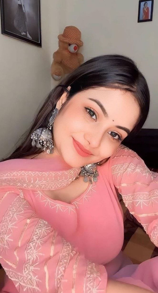 Best profile pic for instagram for girl (17)