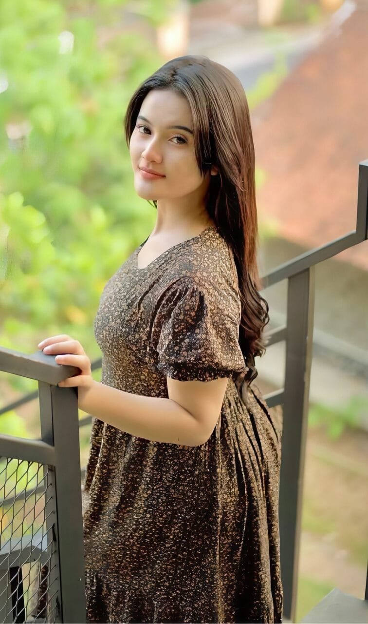 Best profile pic for instagram for girl (3)