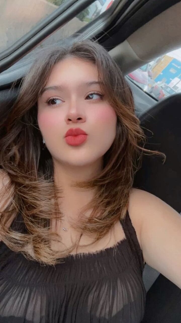 Best profile pic for instagram for girl (35)