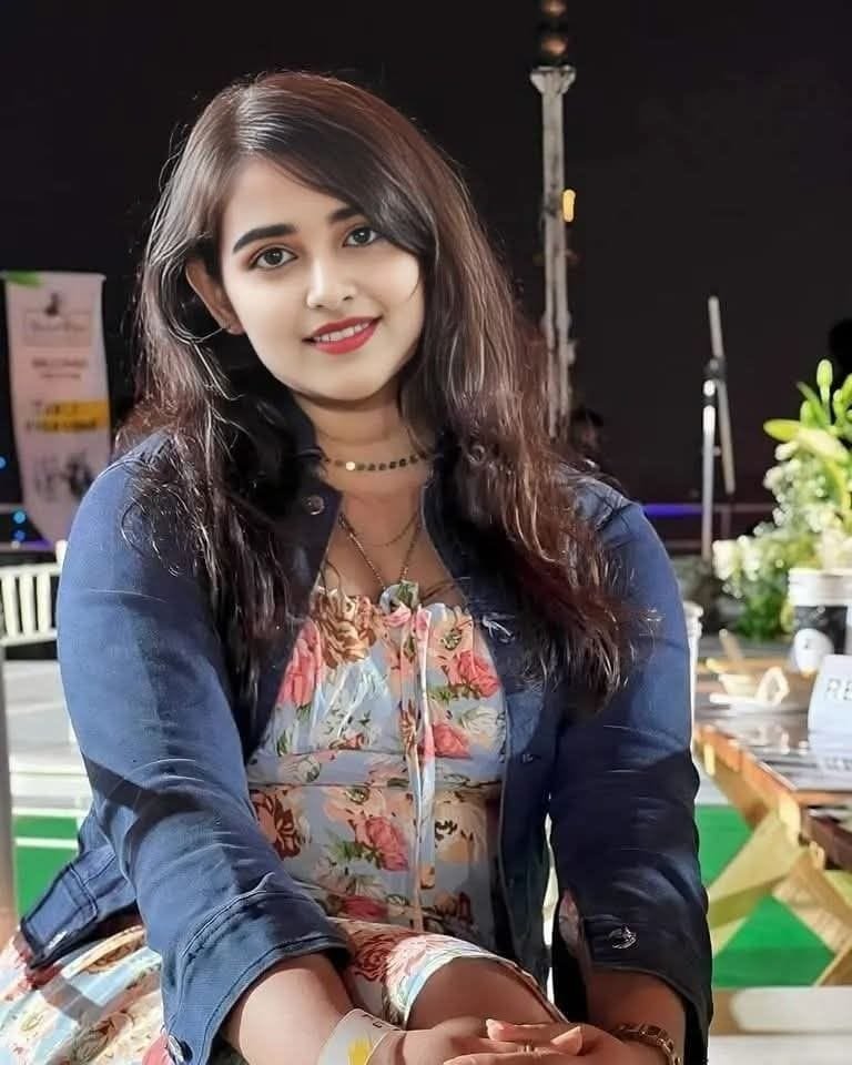 Best profile pic for instagram for girl (8)