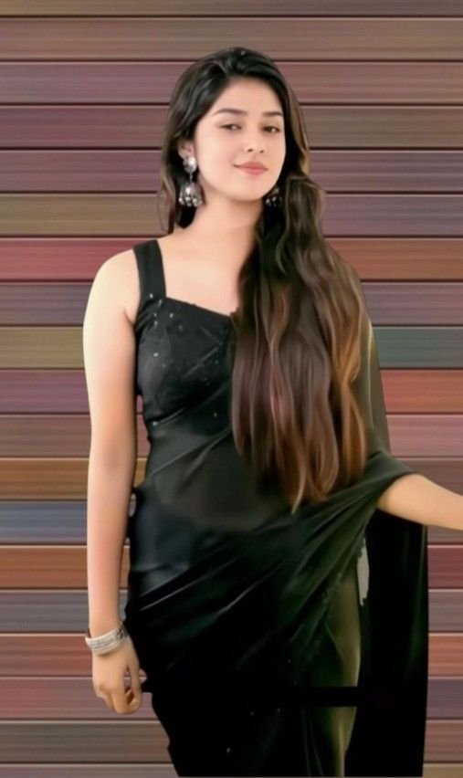 Black saree dp girl stylish
