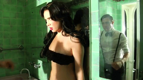Couple kiss gif