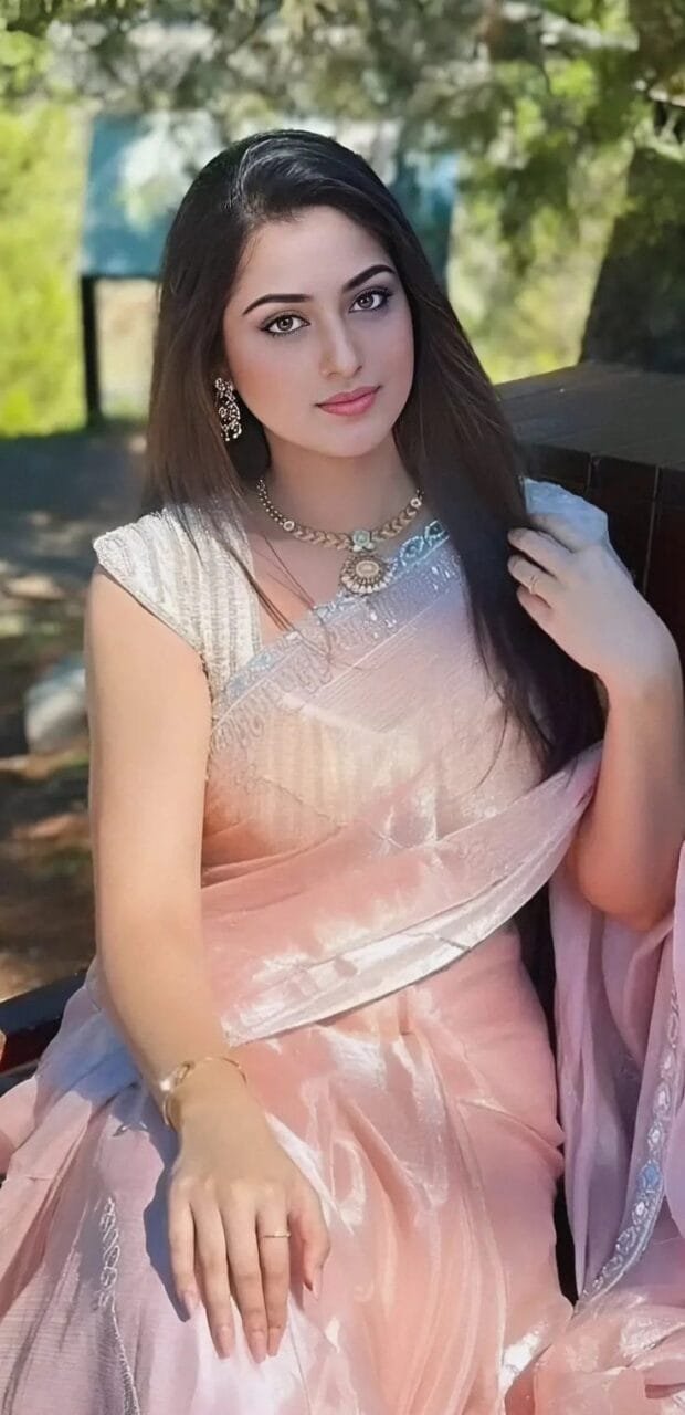 Cute attitude dp girl (14)