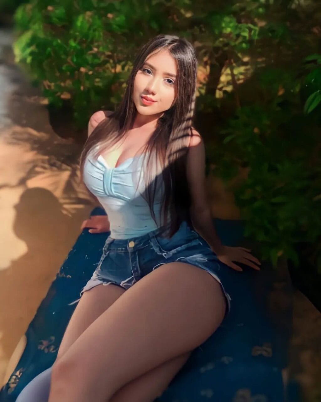 Cute beautiful girls dp (35)