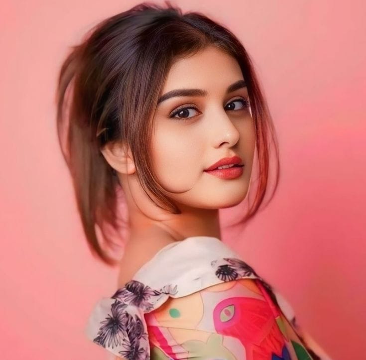 Cute girls dp images (14)