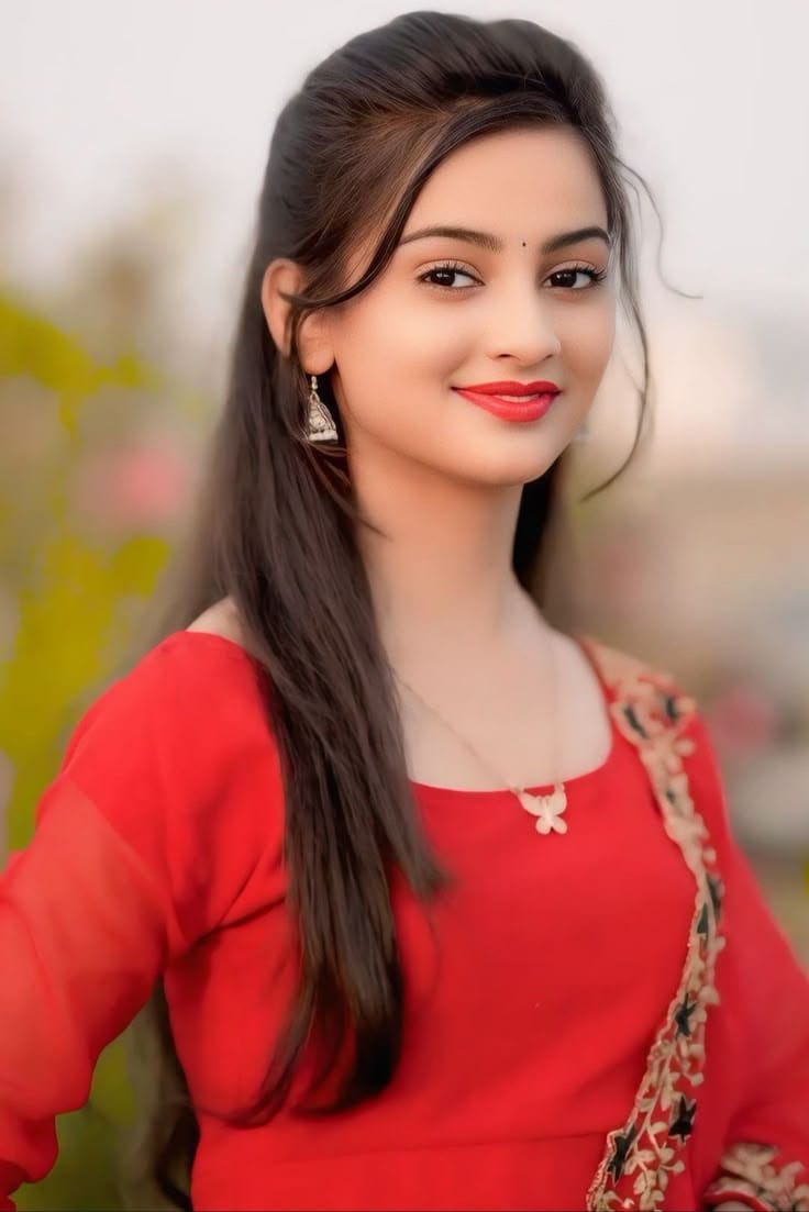 Cute girls dp images (24)