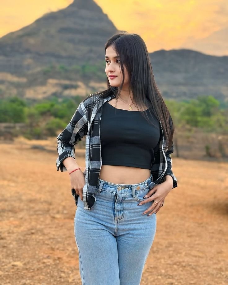 Cute girls dp images for instagram 11