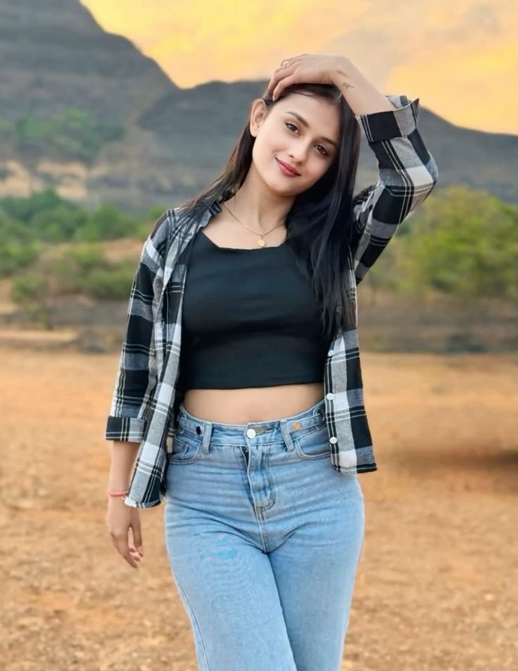 Cute girls dp images for instagram 12
