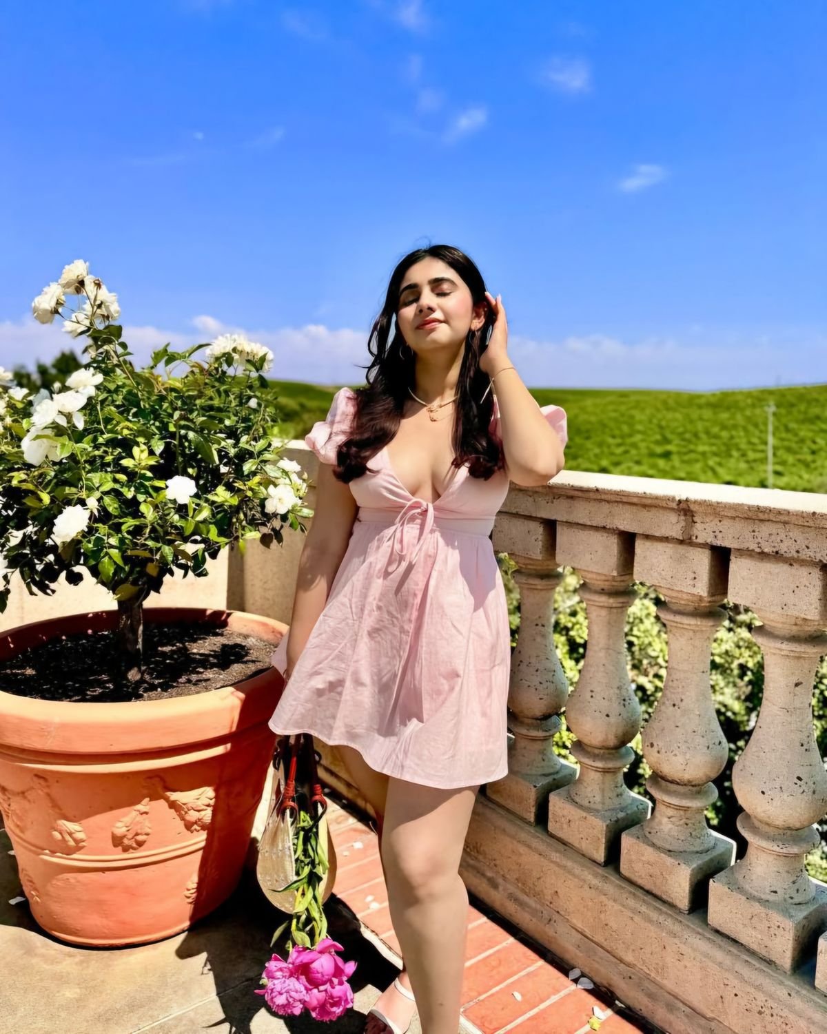 Cute girls dp images for instagram 25