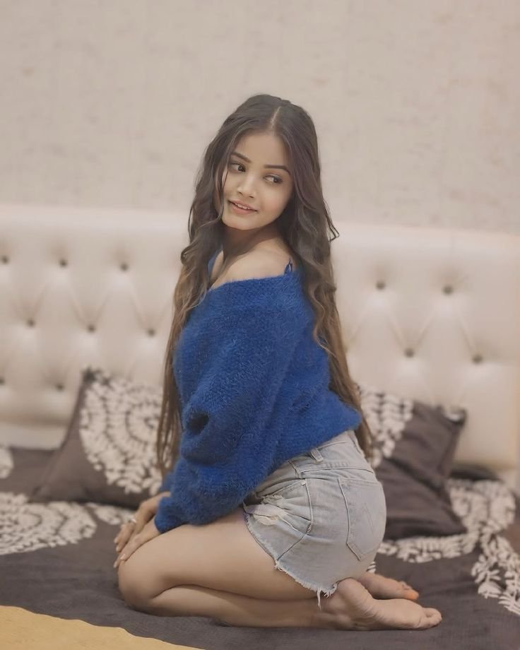 Cute girls dp images for instagram 8