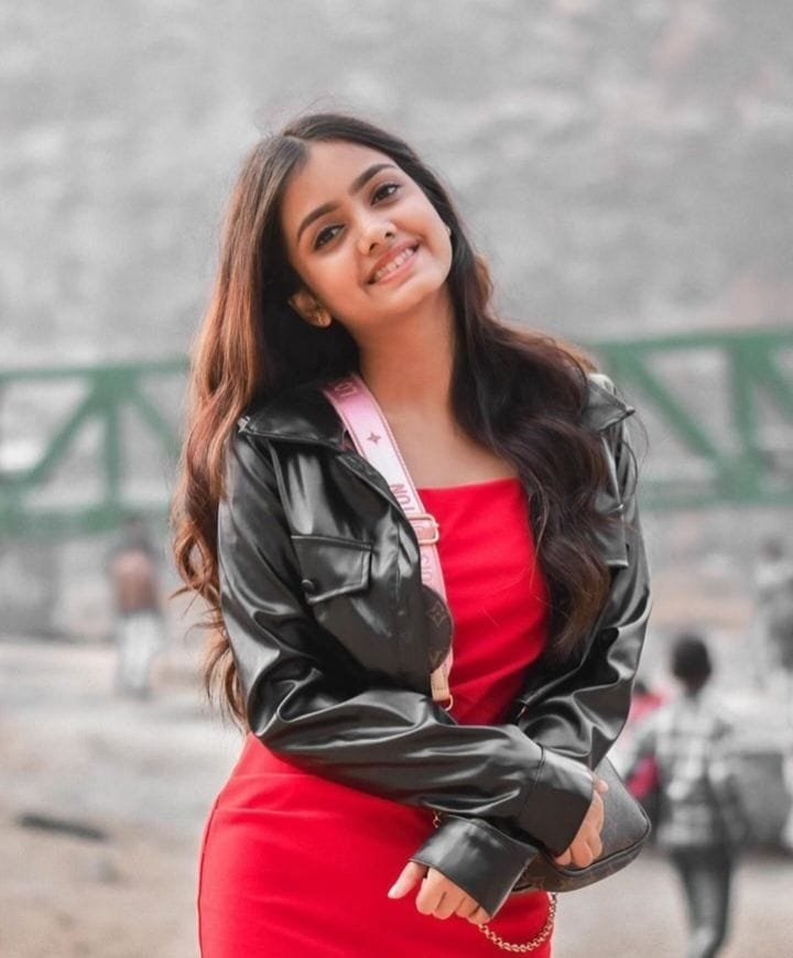 Cute instagram dp for girls (11)