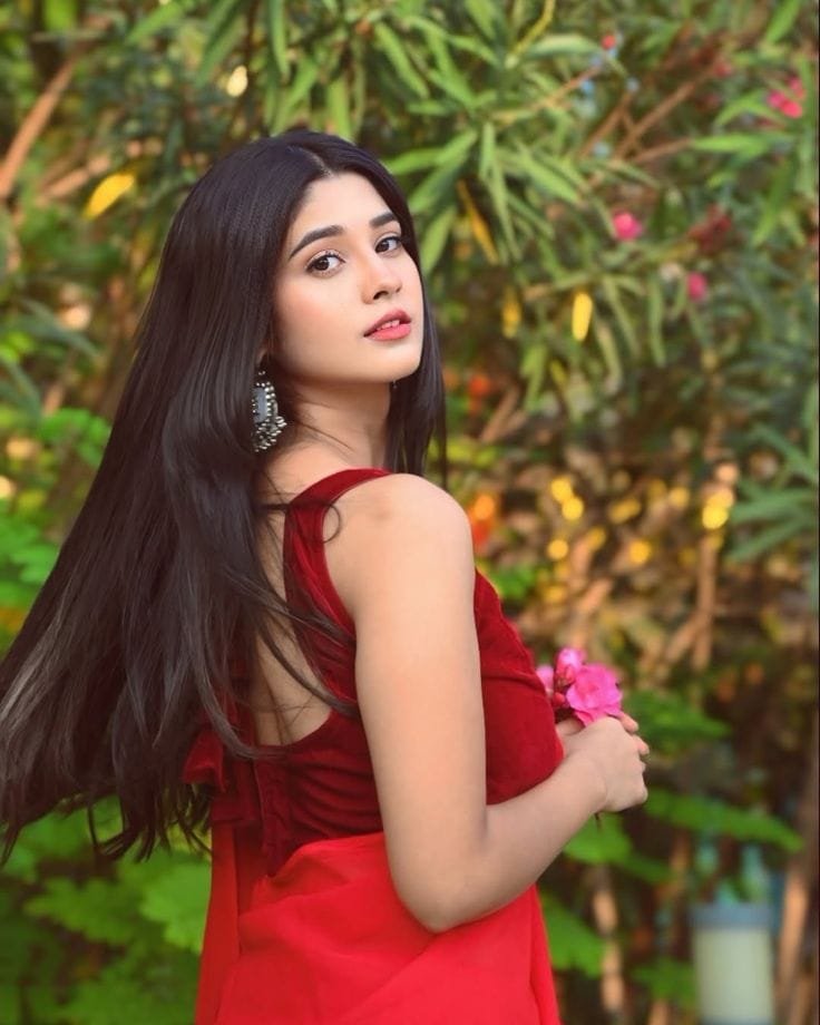 Cute instagram dp for girls (17)