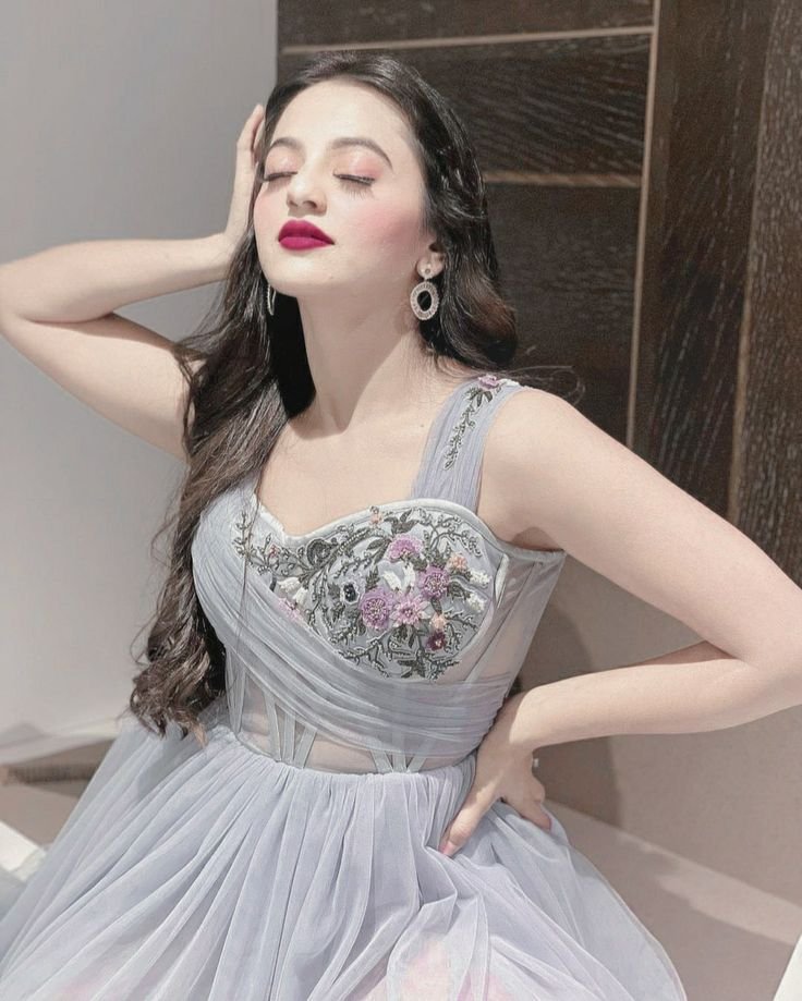 Girls dp attitude stylish 5