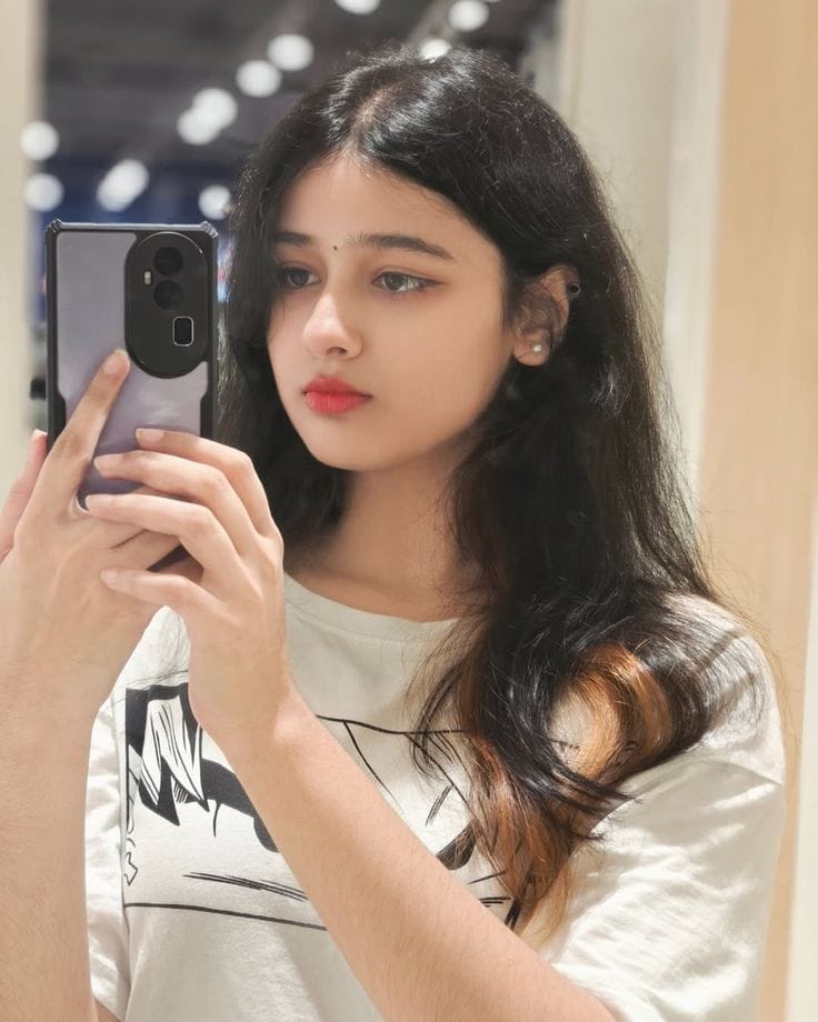 Girls dp attitude