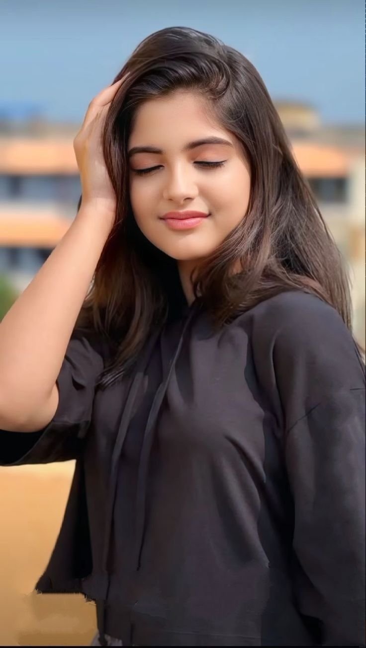 Girls dp back pose