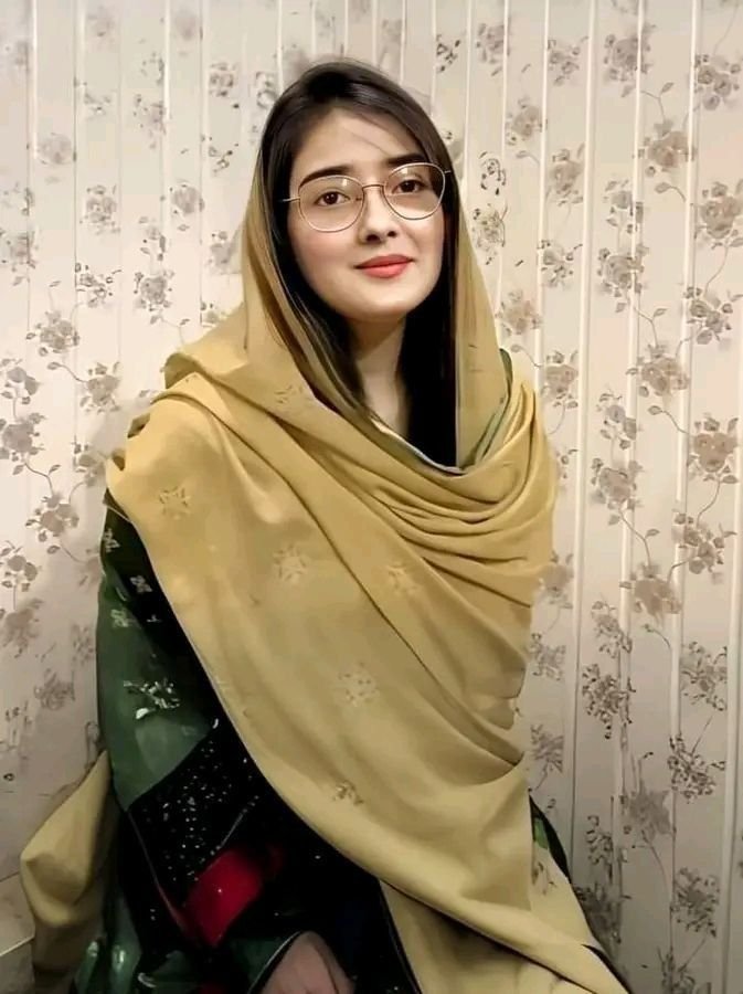 Insta muslim girls dp