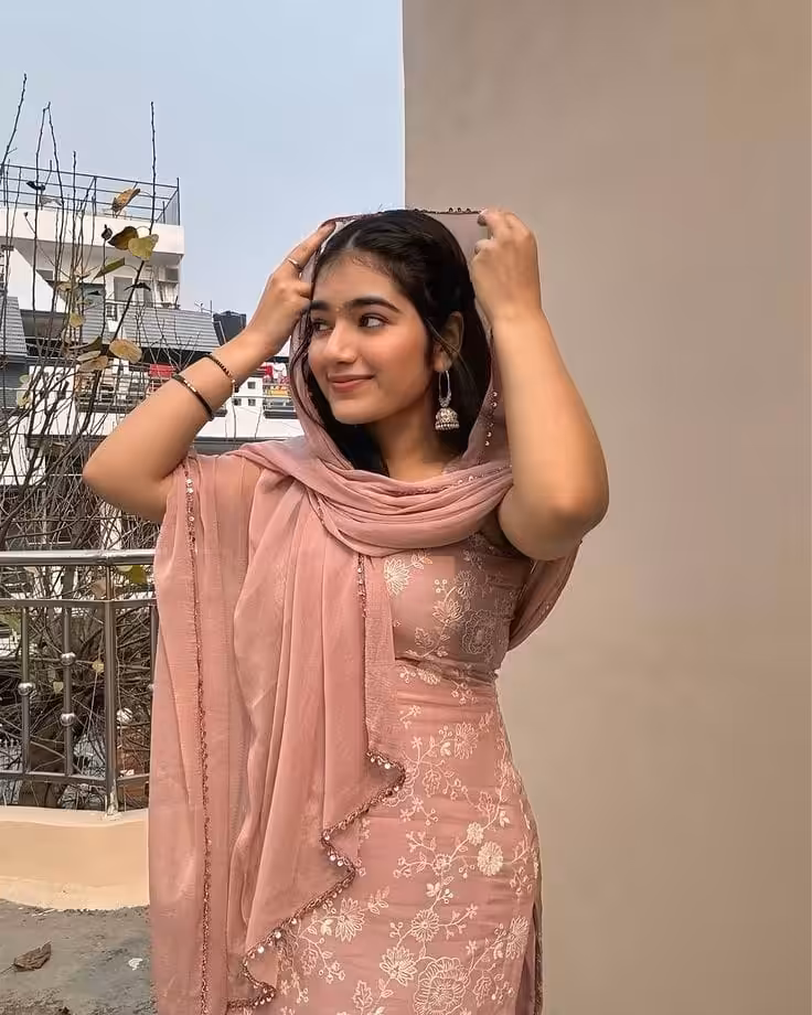 Instagram cute girl pics (15)