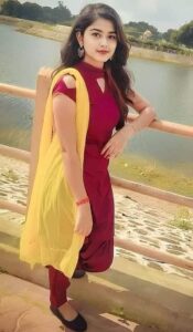Most beautiful girls dp for whatsapp