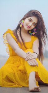 Most beautiful girls dp for whatsapp