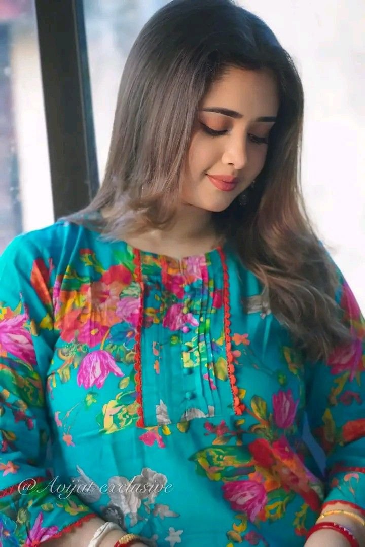 Salwar suit dp for whatsapp 4