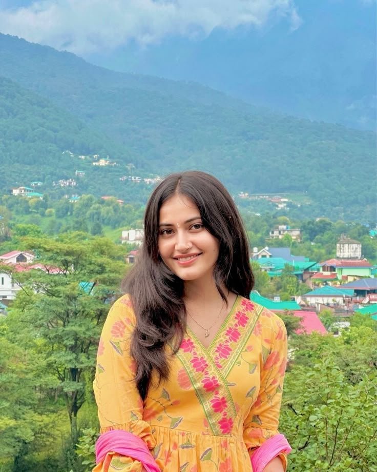 Salwar suit dp girl 3