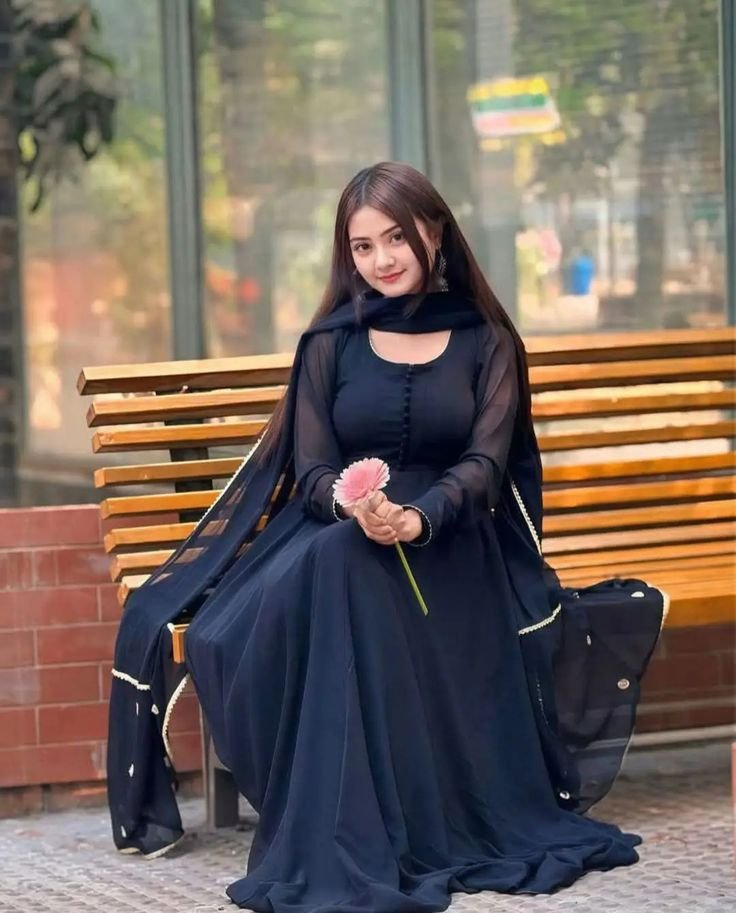 Salwar suit dp girl 5