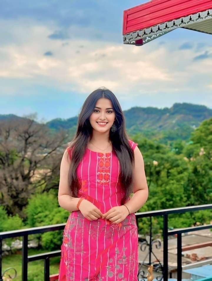 Salwar suit dp girl5
