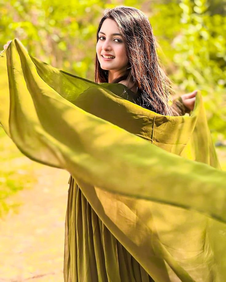 Salwar suit girl dpz