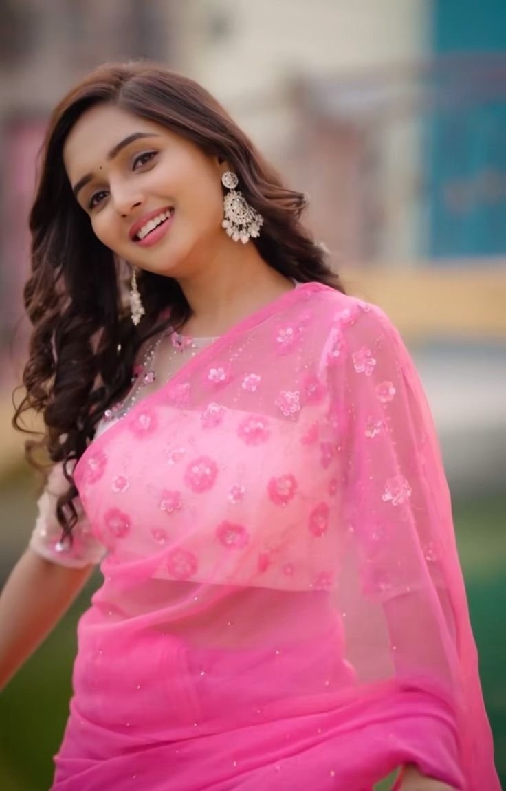 Sari dp girl stylish (6)